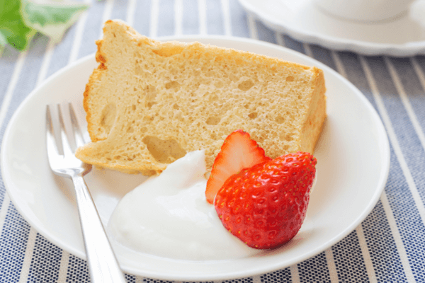 🍰 ちょっとアレンジ加えて炊飯器紅茶のケーキ作りホットケーキミックス使用 ☆一人暮らしの台所レシピと休日はグルメ探しの旅🍚✨☆
