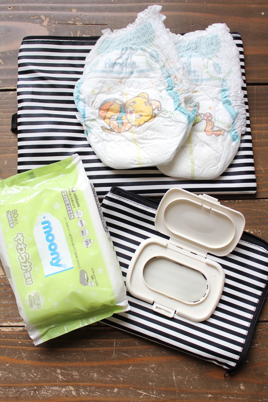 ラミネート生地で作るおしりふきポーチの作り方！アカチャンホンポのおしりふきも入る！How to make a Wipes pouch made oflaminated fabric - YouTube