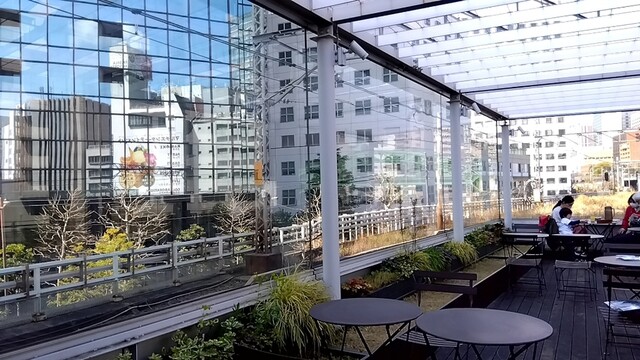 RESTAURANT PLATINUM FISH マーチエキュート神田万世橋新橋・神谷町・銀座で居酒屋・バルを展開するプラチナフィッシュ