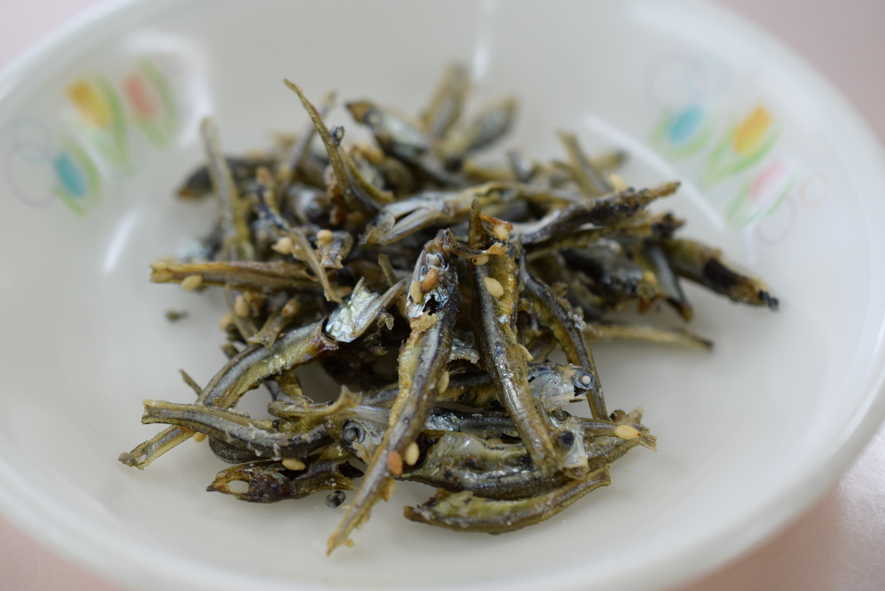 保育園で人気の給食メニューをおうちで作ってみよう！「魚のラビゴットソースかけ」 春メニュー目黒区