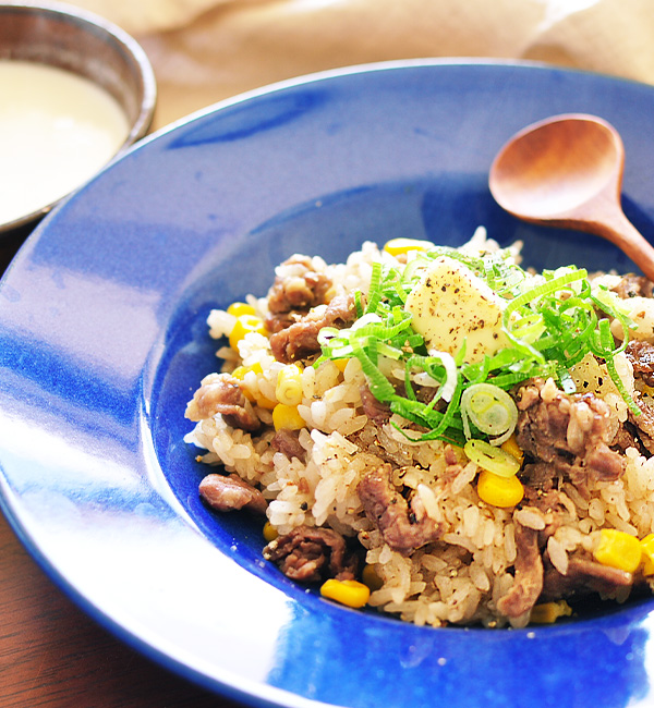 たまにはガッツリ 簡単ビーフガーリックライス