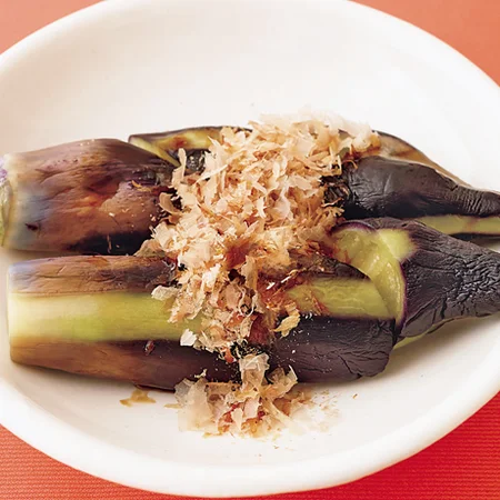 とろとろジューシー♪『レンジ焼きなすのねぎポンおかか』