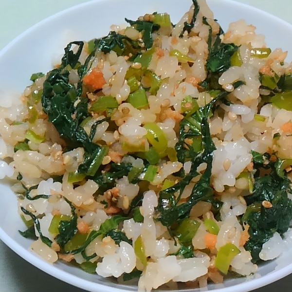 絶品！きのこと小松菜の具沢山炊き込みごはん