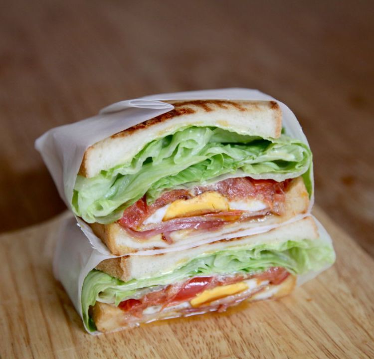 基本からアレンジまで！思わずつくりたくなる「トマト ホットサンド」のレシピ集クックパッド