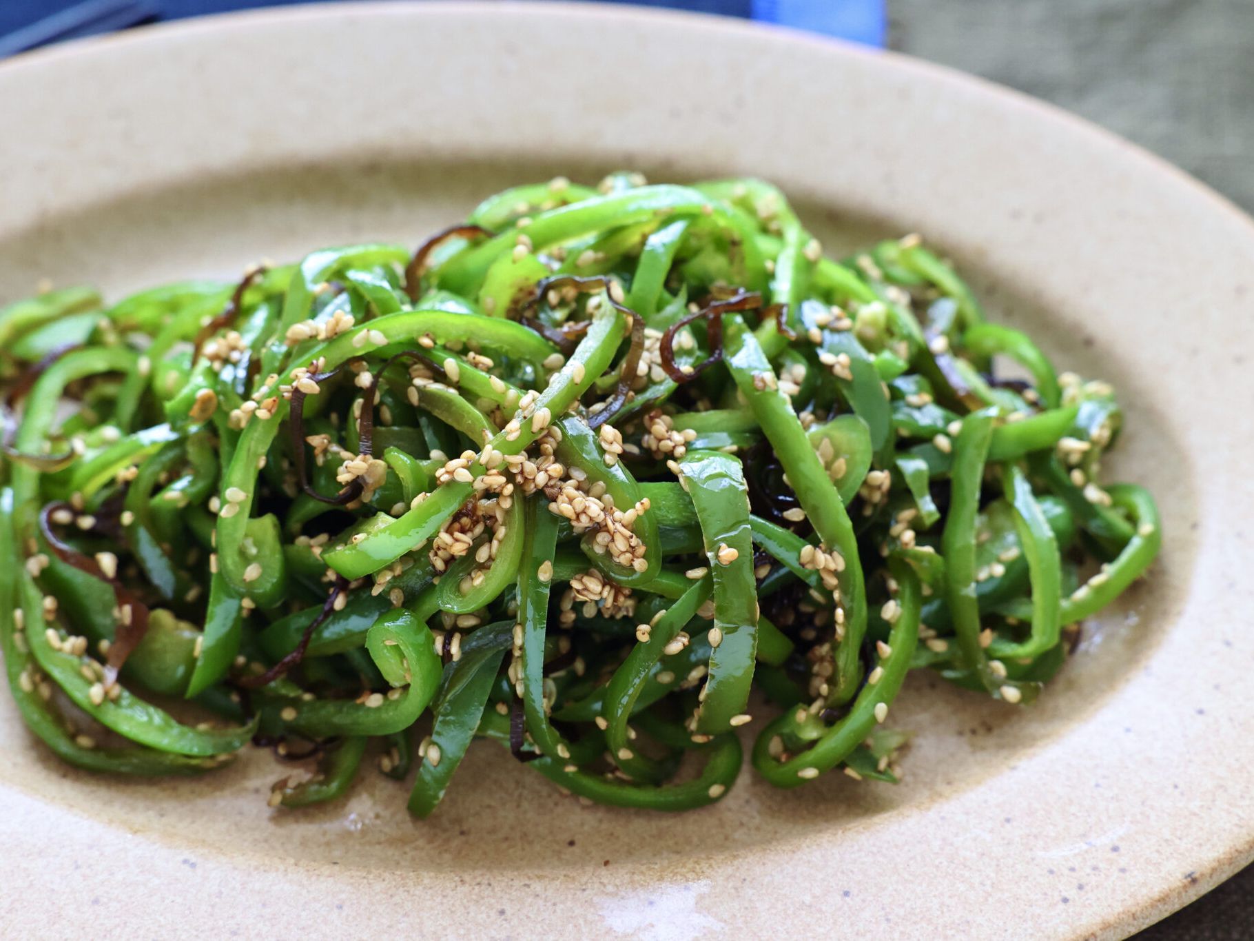 ピーマンとツナの香り塩昆布和えぐっち夫婦のオフィシャルレシピサイト -レシピブック オンライン