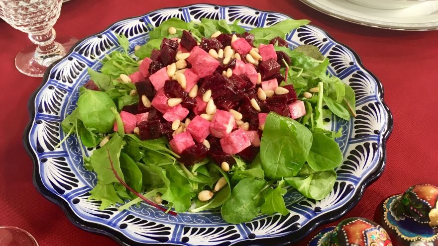 渦巻きビーツのカラフルサラダ サラダカフェサラダのレシピがいっぱい