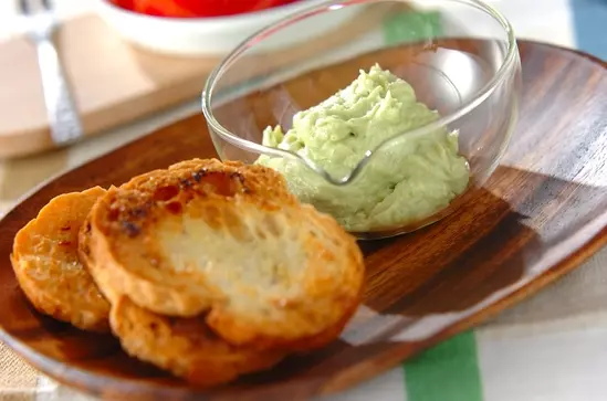 アボカドのかさ増し&パーティ風アレンジ「アボカドのディップ」