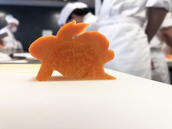 人参の飾り切り 梅・菊・蝶などが簡単にできる！12種類の手順を解説 - トクバイニュース