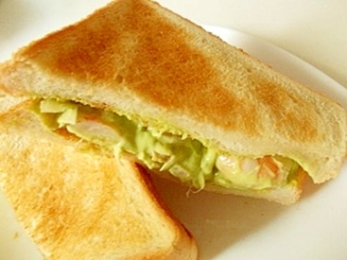 チキンと野菜のトーストサンド