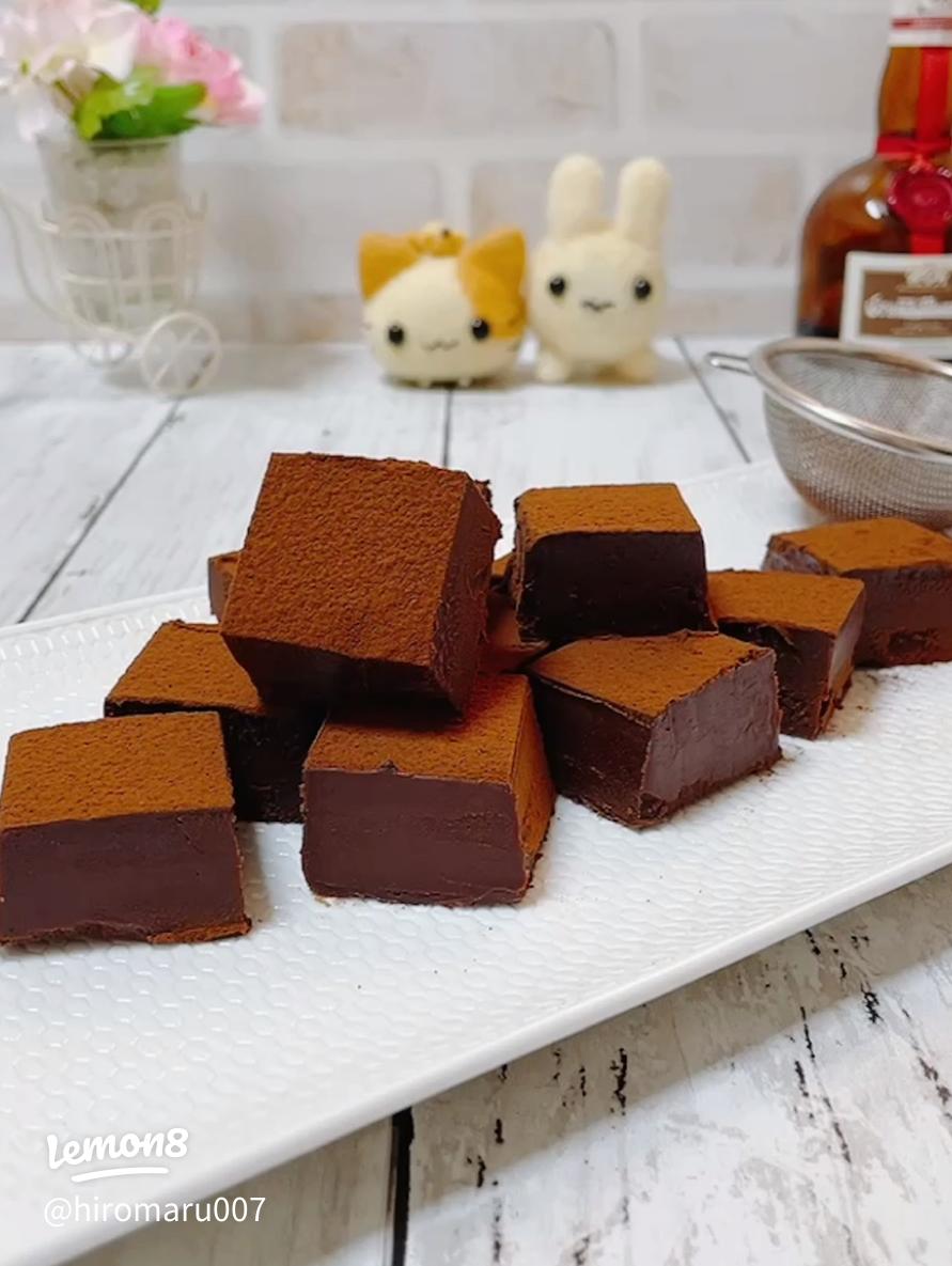 牛乳パックとスーパーカップで作る究極のチョコムースHiroMaruの美味しいスイーツ