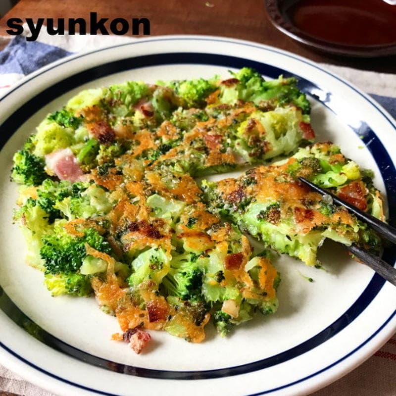 子どもが喜ぶ🥺🥦, 常備している冷凍ブロッコリーで, 簡単にもう一品💓, 美味しすぎて取り合い注意🤣⚠️, ぜひ作ってみてね〜!,——————————————, 冷凍ブロッコリーのごまマヨ, recipe by @hito_furi_life, ——————————————,材料 , 冷凍ブロッコリー:10個くらい, ★ゆで卵:1個, ★マヨネーズ:大さじ3, ★すりごま:大さじ1,