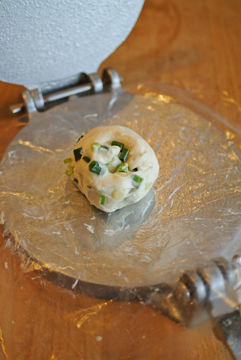 台湾ネギパイ 葱抓餅ツォンツァピンby ローズの料理クックパッド簡単おいしいみんなのレシピが392万品