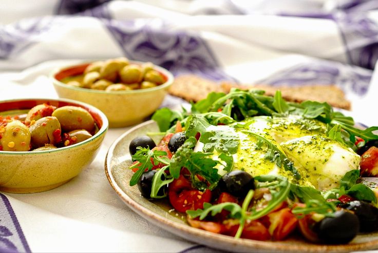 桃とブッラータのサラダレシピgozen海外暮らしに寄り添う料理教室