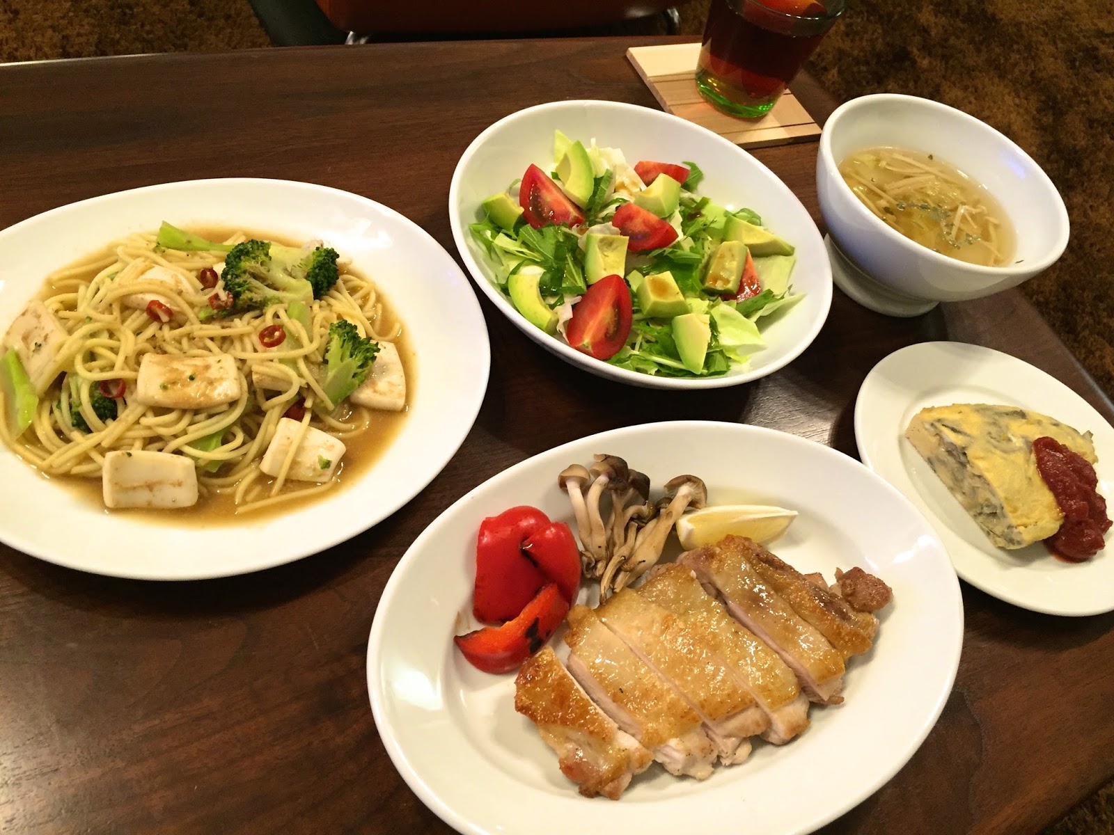 ペペロンチーノの献立に合うおかず25選！付け合わせや夕食メニュー例も紹介！ ちそう