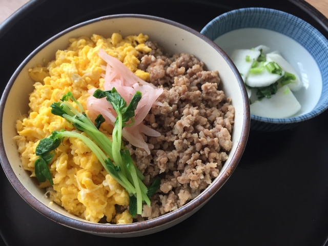 しっとり甘い。電子レンジで作る炒り卵レシピと活用アレンジ3選