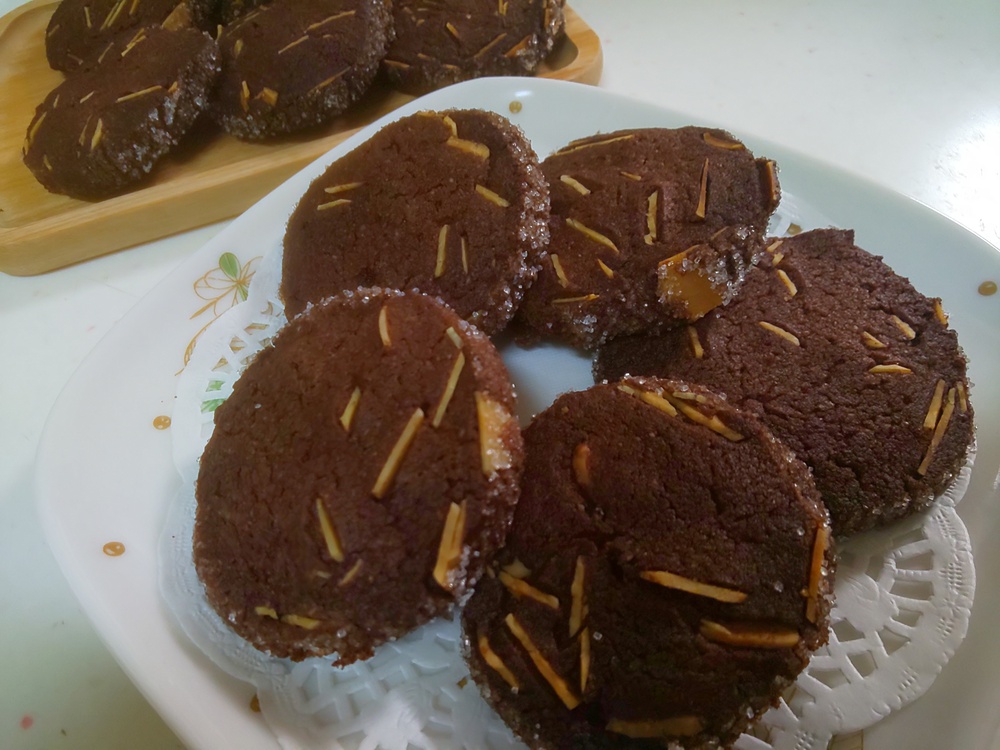 レシピ チョコチップ入りココアクッキー☆超簡単アイスボックスタイプ バレンタインの大量生産もドンとこーい♪: めろんカフェ Powered byライブドアブログ