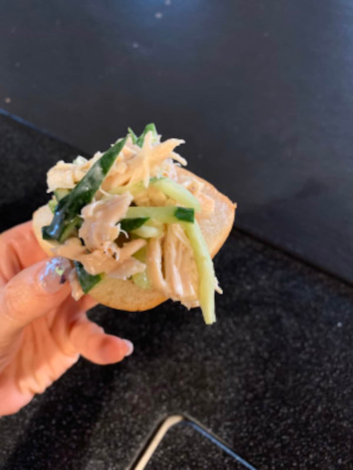 コストコ デリカ超人気定番商品ロティサリーチキンが袋入りになりましたおすすめの解体方法 episode1067