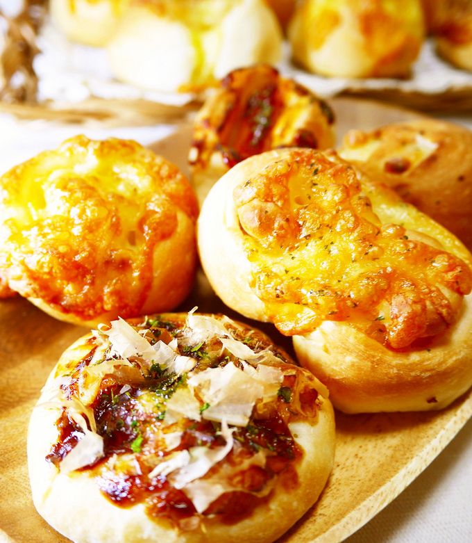 Hb小さめのお惣菜パンでランチ！５種×３ by ほっこり～のクックパッド簡単おいしいみんなのレシピが392万品