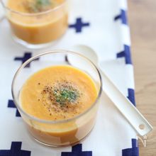 トマト丸ごと ひんやりスープ