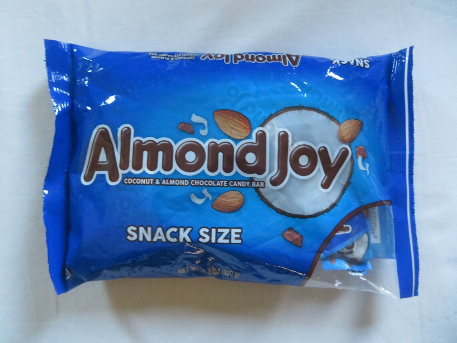 ALMOND JOY Coconut & Almond