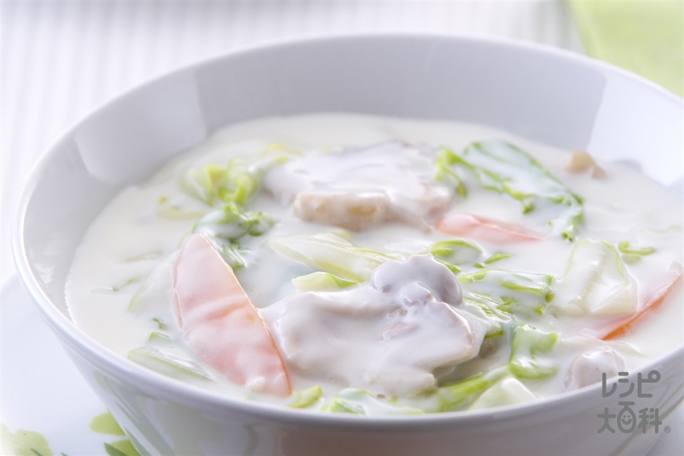 鮭のクリーム煮と一緒に食べたい献立レシピ。相性ぴったりの簡単料理をご紹介folk