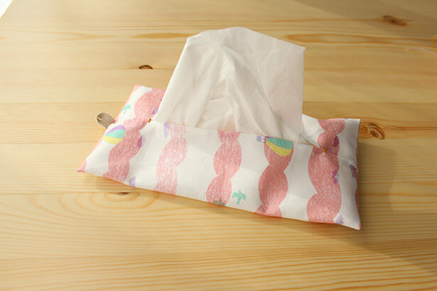 中身がずれない手作りポケットティッシュケース簡単！ミシンなしでも＼手縫いOK作り方– クラシコサエル