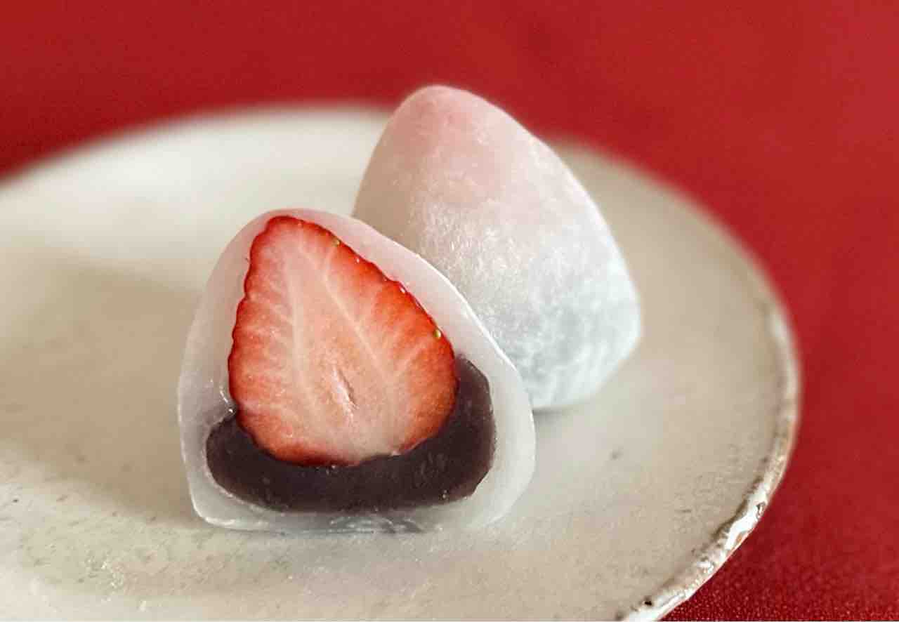 完熟生いちごプリン甘くジューシーないちごのお菓子 完熟いちご菓子研究所