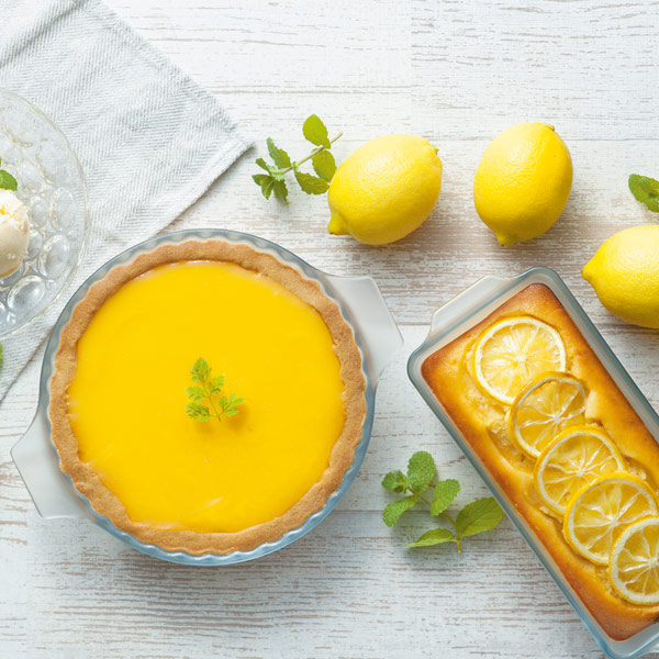 アデリアさまのサイトで、セラベイクの器を使用したレシピをご紹介させていただきました 第1回目は、夏野菜のテリーヌ♪ 盛り付けのお皿もアデリア製のもの氷に見立てたガラスの器がとても涼しげです♪ 次回は、10月に公開予定です♪ https:aderia.jp