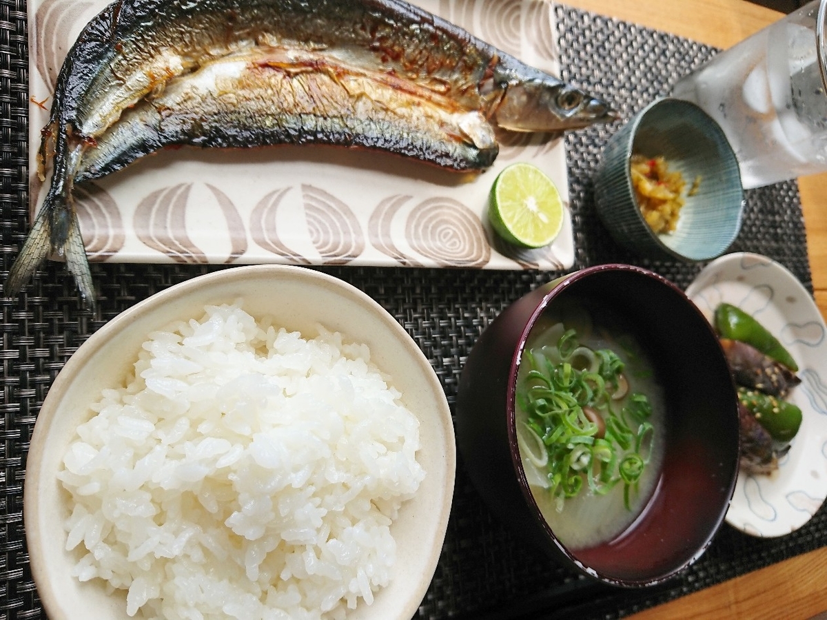 さんまのフライパン塩焼き