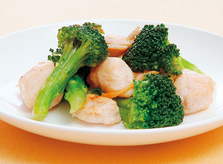 鶏ささみとブロッコリーのレモン塩炒め