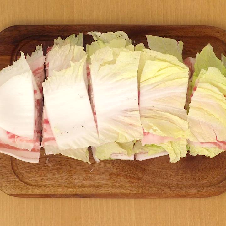 白菜と豚肉のミルフィーユ鍋の水なしで作る方法は？レンジも使える？ ちそう