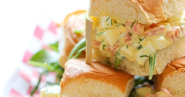 ダイエットサンドイッチエッググリークヨーグルトサンドイッチ作り