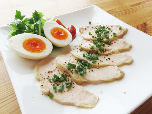 魔法の「ブライン液」お安い鶏むね肉を柔らかくしてみたannon