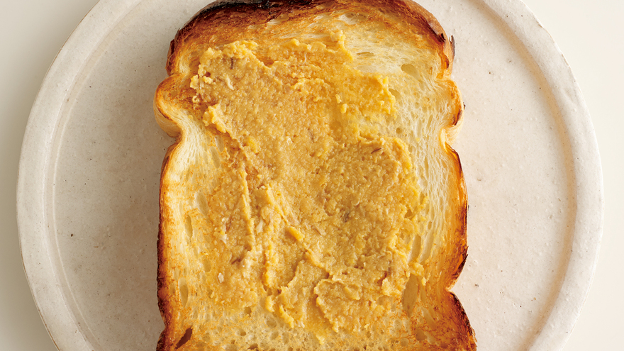 卵とチーズのタルタルトースト