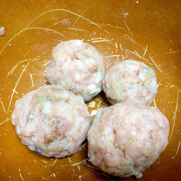 楽天市場ふるさと納税 あらびきいわしつみれ 15g×20粒 9パック 180粒 イワシ 鰯 まいわし つみれ 具材 鍋 おでん 煮付け 魚介類水産加工物 冷凍 茨城県 神栖市 送料無料 : 茨城県神栖市