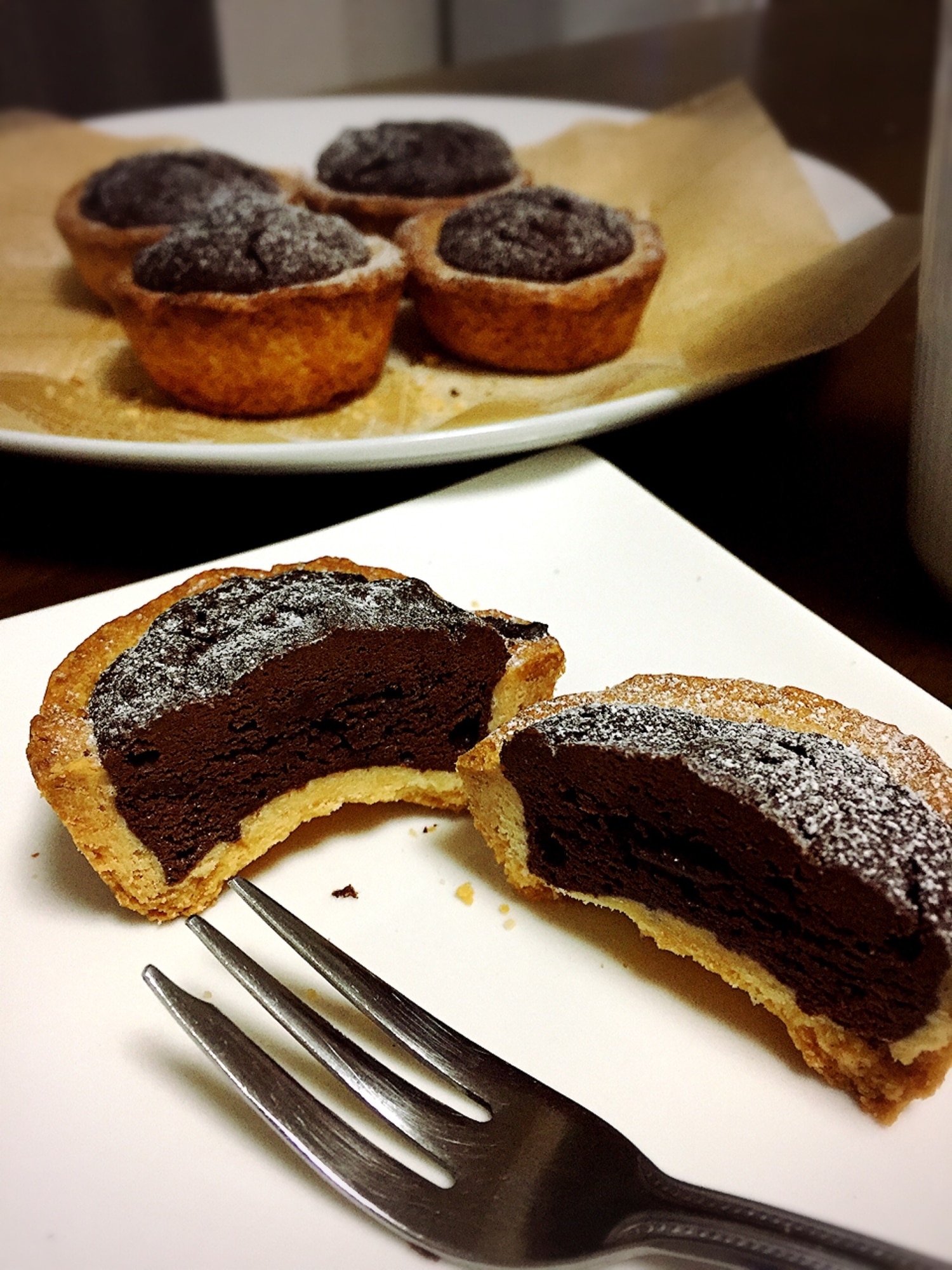 卵1個でサクサク♡マフィン型miniショコラタルト