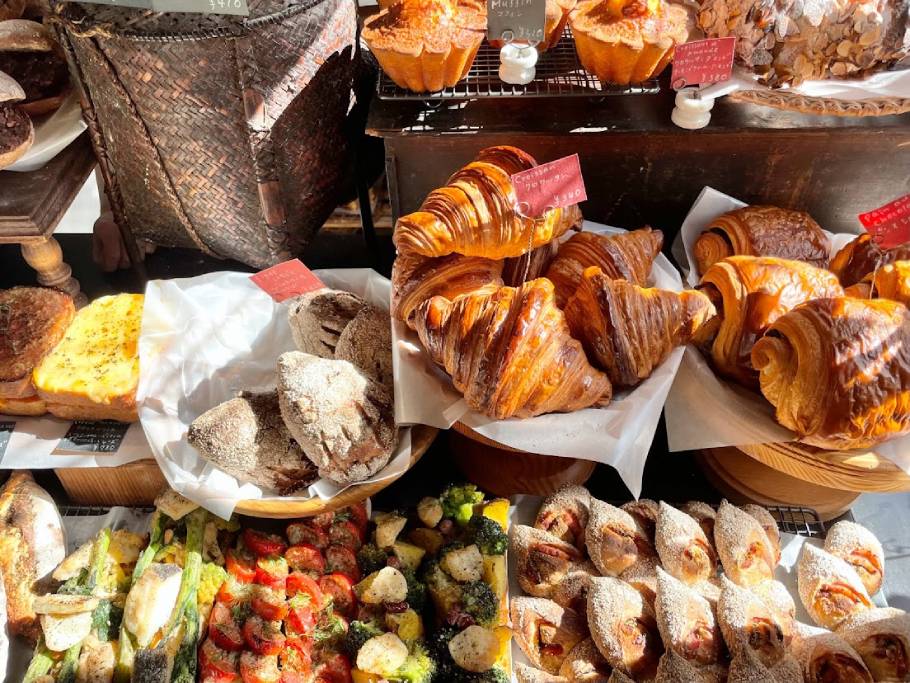 池ノ上の美術館のようなパン屋！インスタ映え必至のétéco bread
