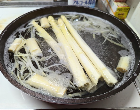 ホワイトアスパラの美味しい茹で方