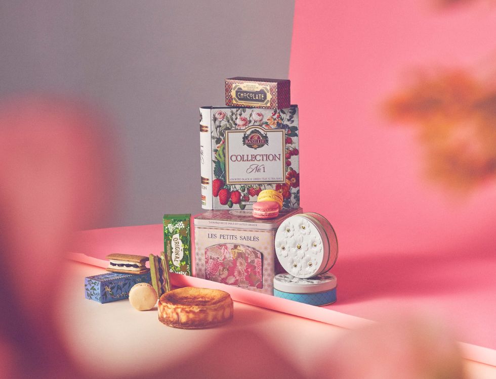 推し活しましょピンク推し , のための厳選素材クッキー缶です♡,可愛いのに本格派 のお味, プレゼントにも,ご自身の推し活にもいかがでしょうか？, お求めはプロフィールのリンクから,可愛いお菓子を 全国発送いたします ,パティシエブルービー,ピンク缶 ,推し不在の誕生日会 ,本人不在の誕生日会🎂 ,BTS,すのーまんで妄想🔞 ,sixtonesの沼 ,