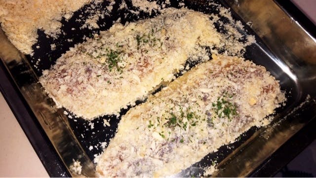 誰でも簡単に作れる保育園給食を大公開赤魚の和風ムニエル 園児に大人気 簡単！保育園給食のご紹介です！味付けは、子供ベースの分量となっております😍是非、試してみて下さい^ω^🌟赤魚の和風ムニエルレシピ🌟 大人2人 子供2人分 材料 ・骨抜き赤魚 300g