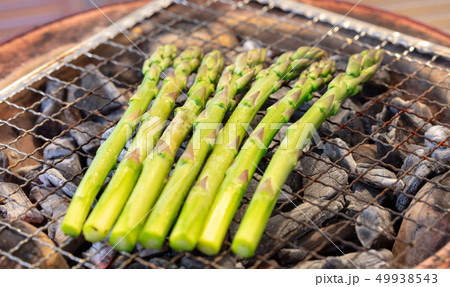 Amazon.co.jp: 食品サンプル バーベキュー アスパラベーコン 2本 : ホーム&キッチン