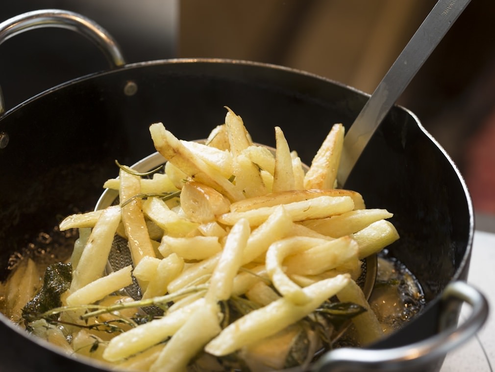 究極のポテトマニアがガチ買い！本当においしい冷凍フライドポテトおすすめ4選 - macaroni