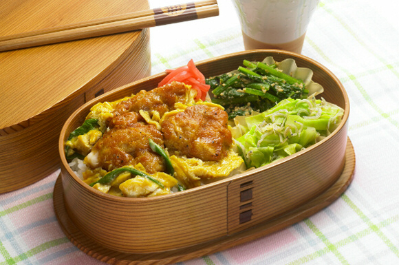 春キャベツの親子丼カマダレシピ鎌田醤油 かまだしょうゆ 公式通販サイト