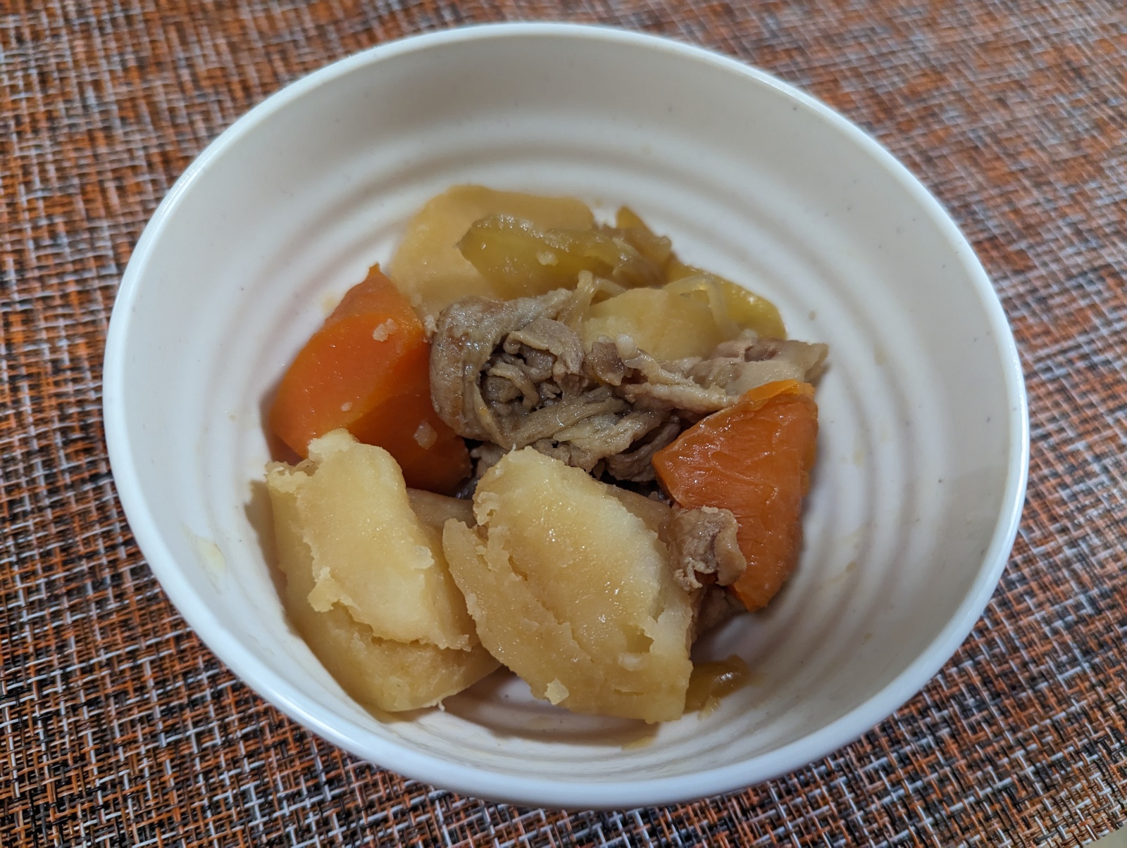 黒酢でさっぱり肉じゃが レシピ・作り方 by dandelion - 楽天レシピ