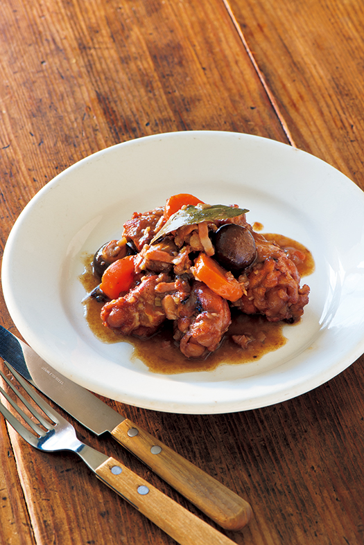 鶏肉と栗の赤ワイン煮