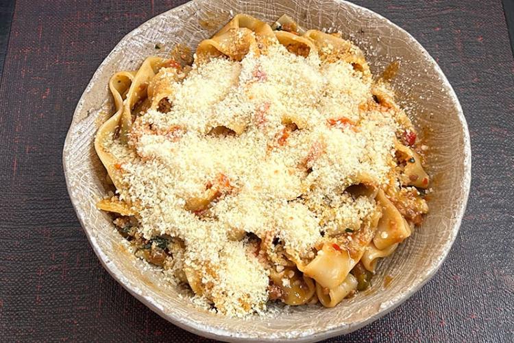 大人気！ ファミマのビャンビャン麺を3種類のおつまみにアレンジしてみました。イエノミスタイル 家飲みを楽しむ人の情報サイト