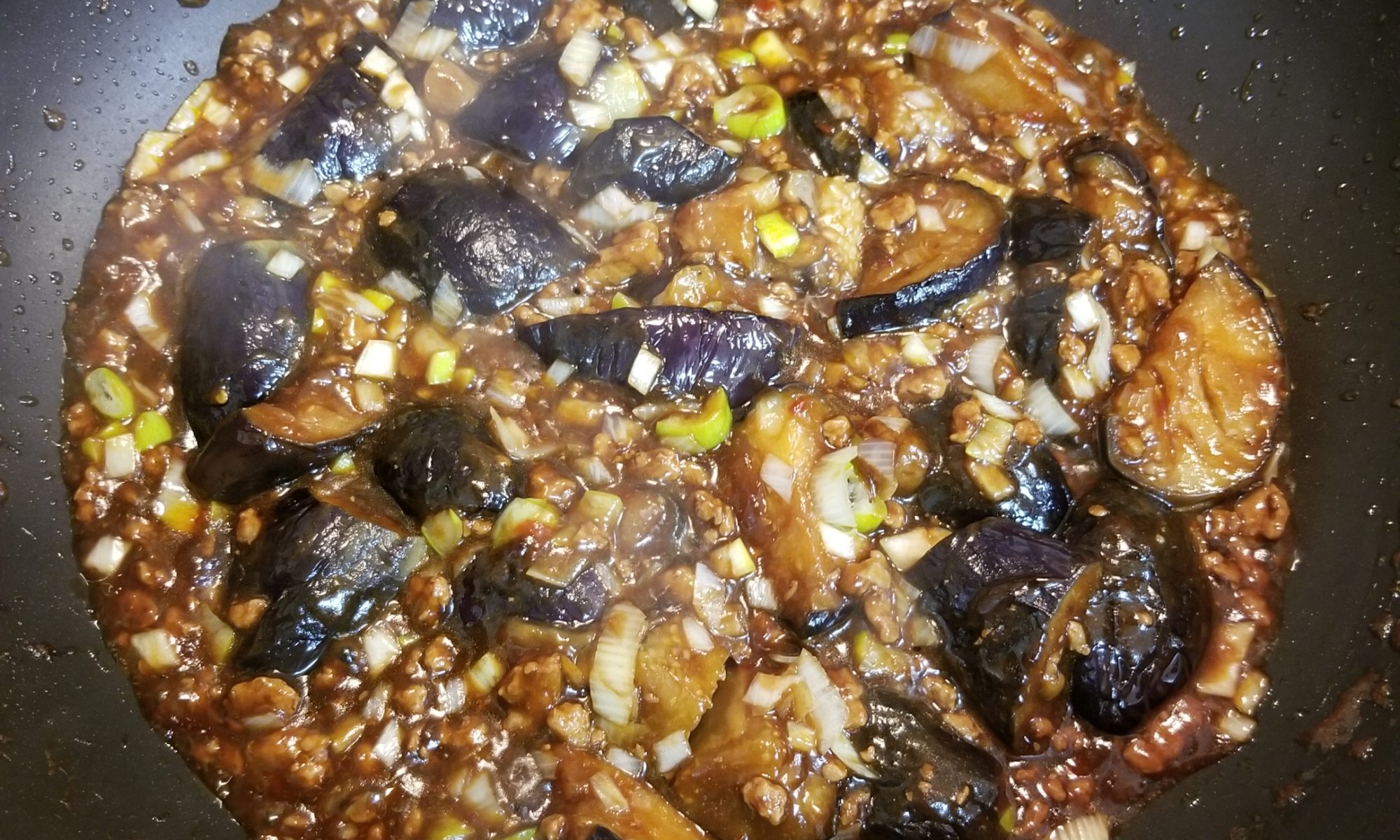 冷凍揚げなすで！なす豚サンラーあんかけ丼