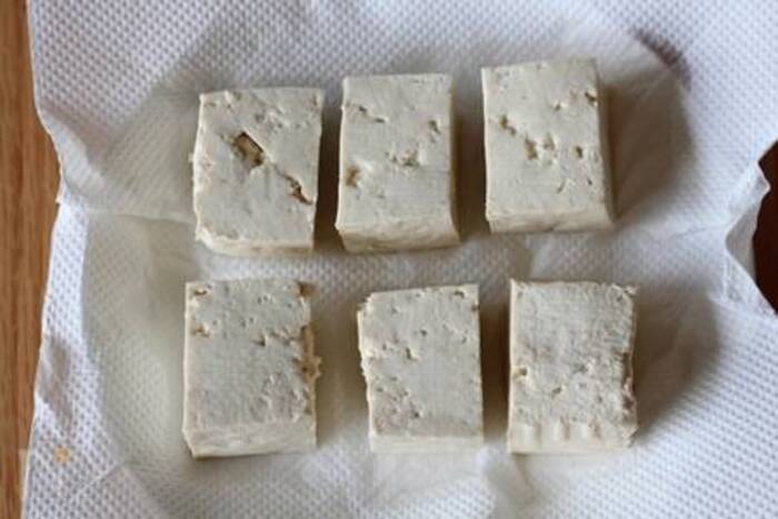 豆腐の水切り方法6選を比較！簡単で時短な水切り レンジ加熱・パックのまま も紹介キッコーマンホームクッキング