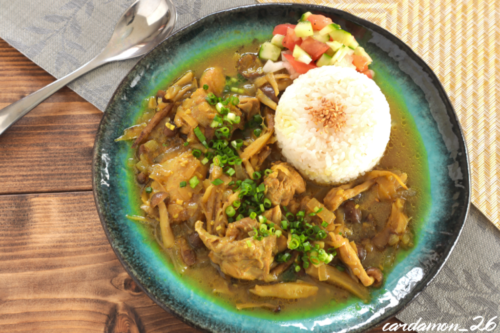 サラリと旨いかつお出汁のスリランカチキンカレー 油なしで煮るだけ– スパイスフルライフ