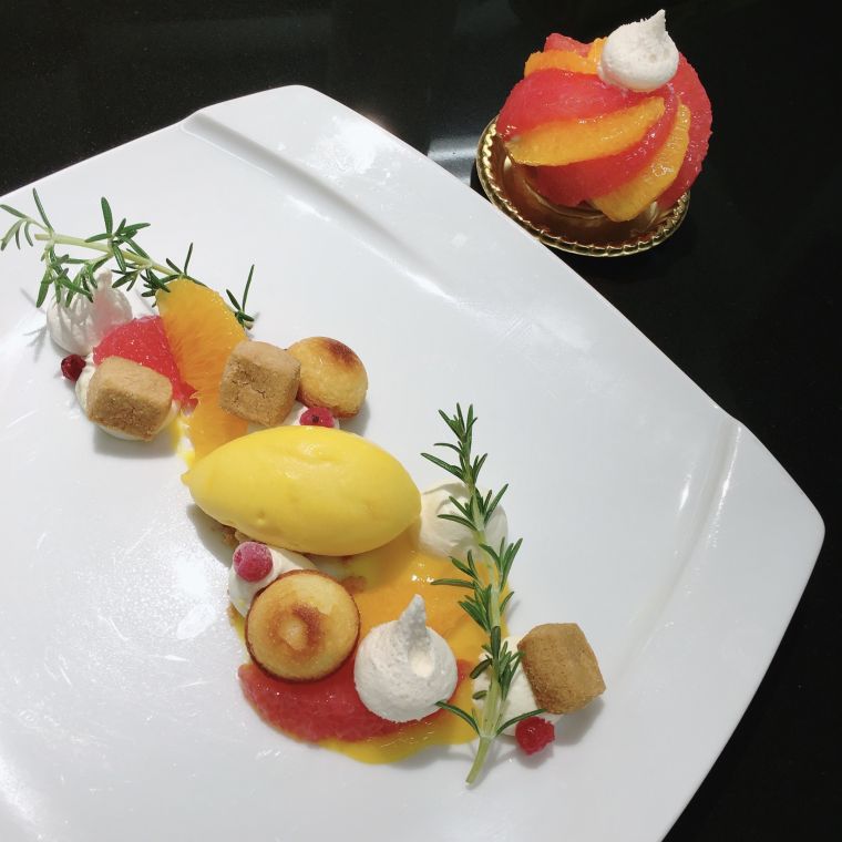 アシェット・デセールのパーツと組み立て 皿盛りデザート 増補版 :松下 裕介河出書房新社